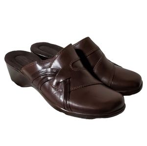 Clarks Bendables Leather Mules